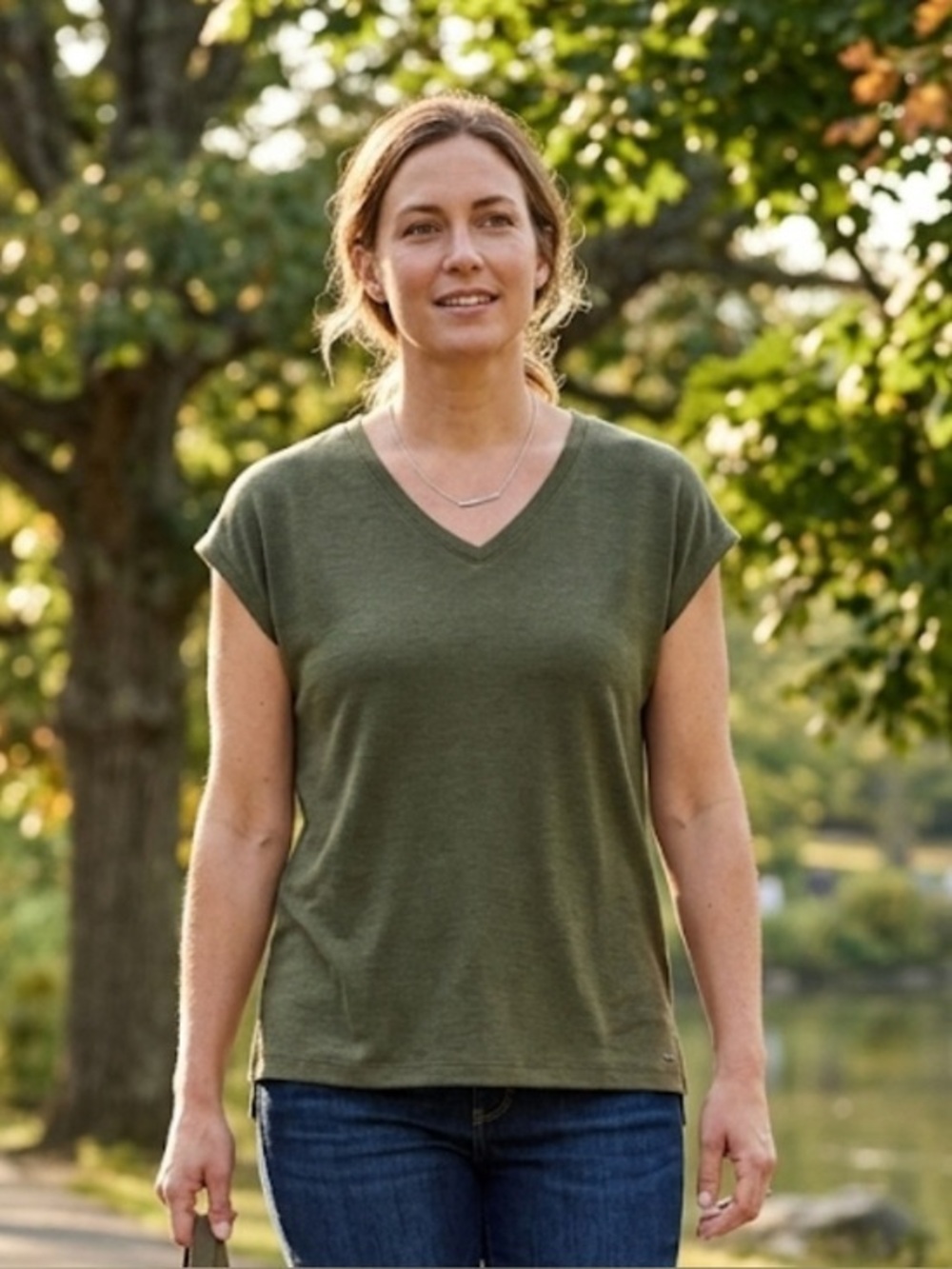 Orvis Women’s V-Neck Short Sleeve Tee - Olive Green Size Small